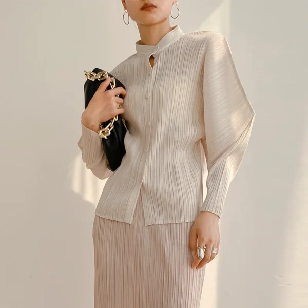 Miyake Pleated Single-breasted Shirt 2025 Summer New High-end Pleated Retro Trend Stand-up Collar Thin Shirt - Image 2