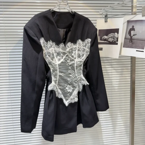 2025 Spring New Fashion V-Neck Bikini Lace Chain Pattern Splicing High Waist Suit Jacket Long Sleeve Black Jackets for Women - Image 5
