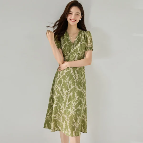 Feminine and Flattering V-neck Women's Chiffon Dress with Slimming Effect in Avocado Green for Any Occasion - Image 2
