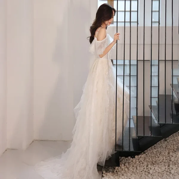 Customized Lace Tulle Bridal Dresses Spaghetti Straps Women Wedding Dress With Small Train Sexy Illusion V-neck Simple Dress - Image 4