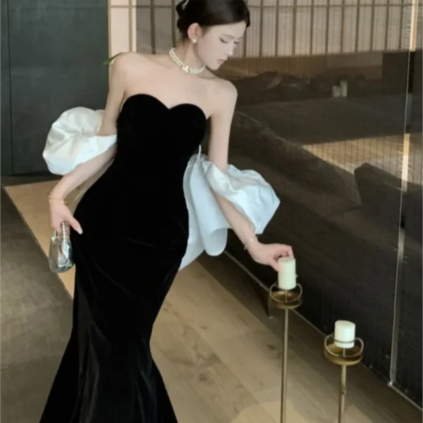 Hepburn style fishtail wrap buttocks with breast femininity line shoulder velvet dress