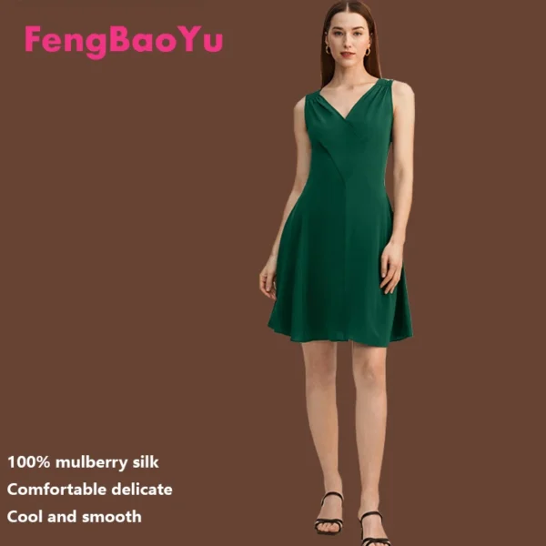 100% Mulberry Silk Dress Dark Green Silk Short Halter Waist Slimming V-neck Solid Color Skirt Youth Fashion High-end Clothing